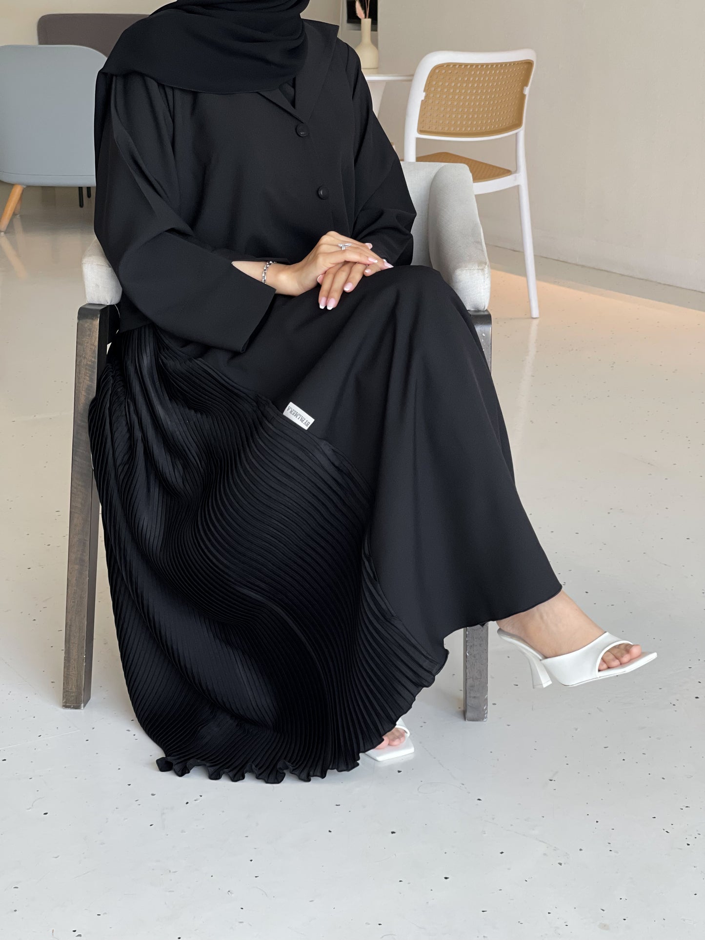 Luxe Flow Abaya